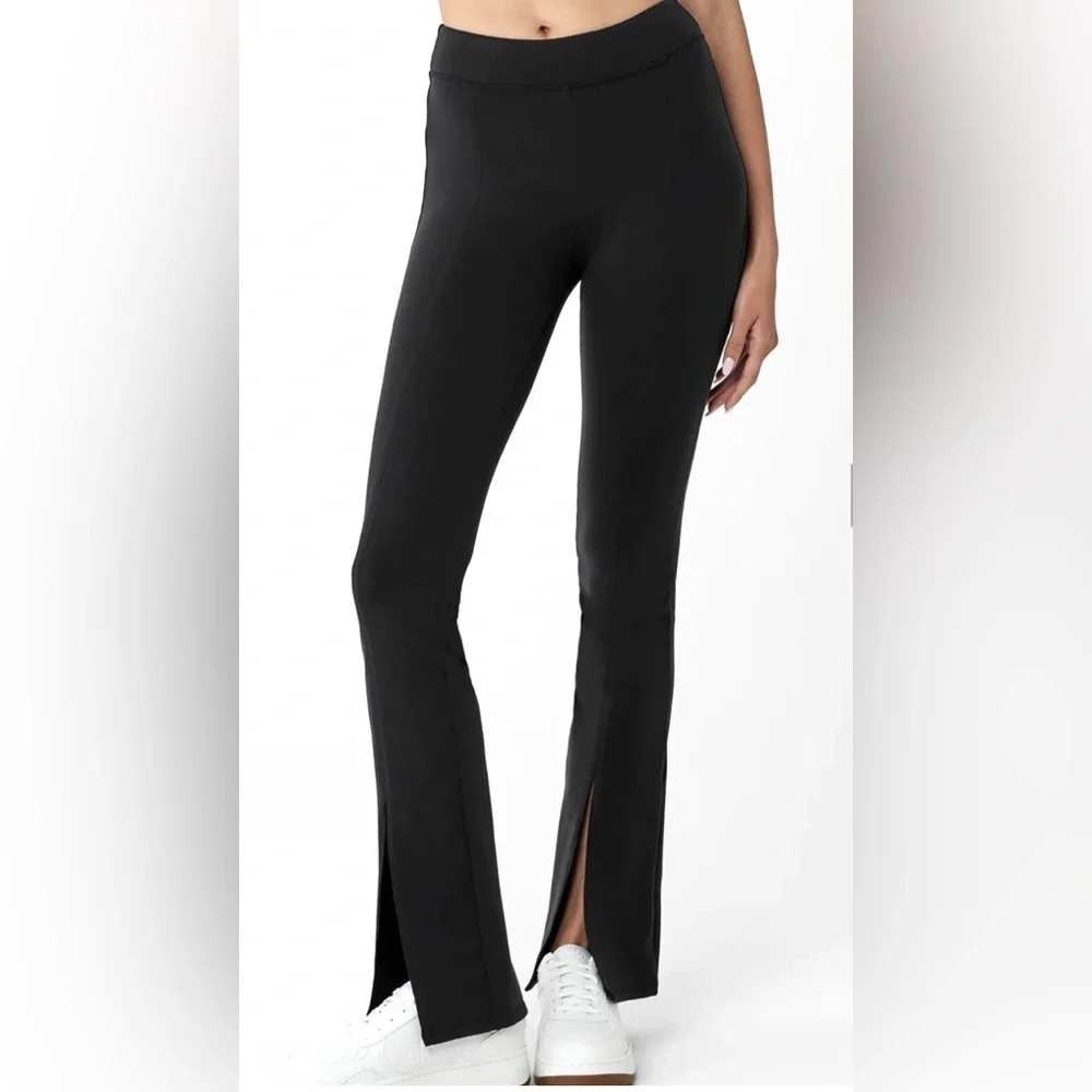 Alo Yoga Black Ribbed High Waist Flare Leggings Pants‎ Womens Size Medium NEW